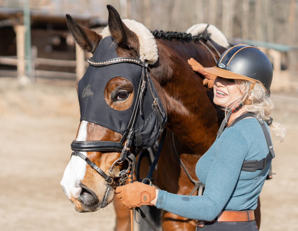 TERAPEUTICKÉ MASKY JAKO POMOC CITLIVÝM KONÍM